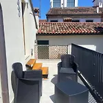 Sant Antonio Elegant