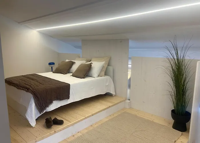 Sant Antonio Elegant